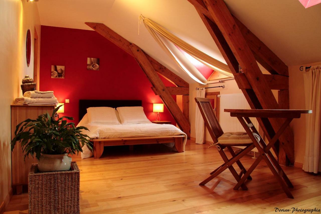 La Pierre Trouee Chambre D'Hotes Chateauneuf-de-Randon Экстерьер фото